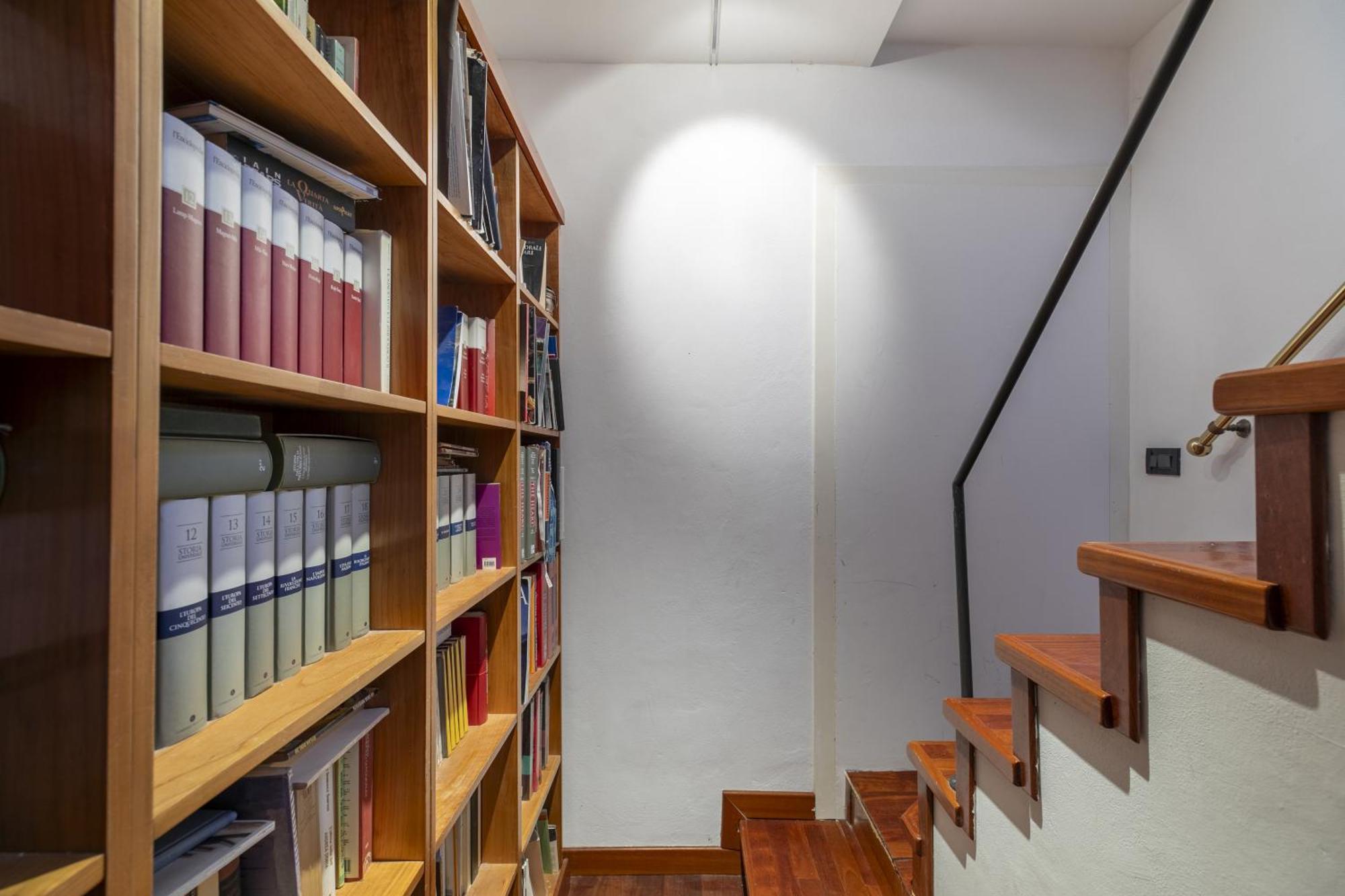 Apartamento Lovely Attic For 4 Person With Wifi - A/c Veneza